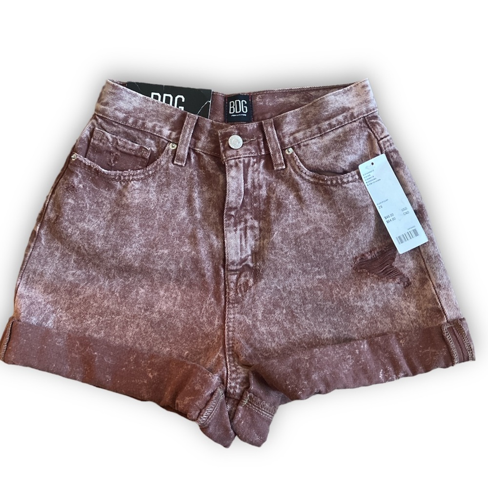 Urban outfitters BDG high rise mom 26 Jean shorts